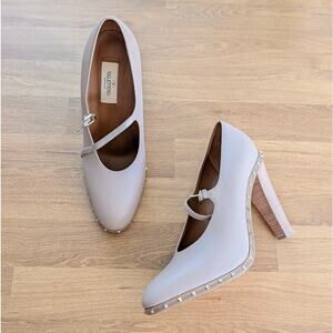 Valentino Soul Stud Rockstud Mary Jane Pumps Womens IT 39/US 9 Nude Leather